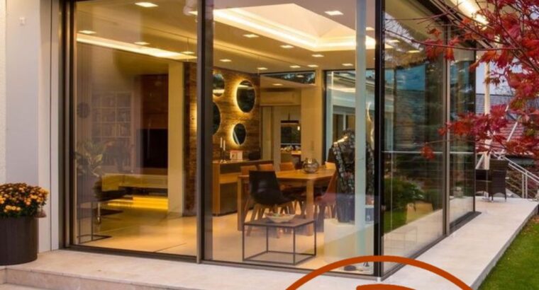 واجهات ملاحق زجاجيه الرياض 0551033861