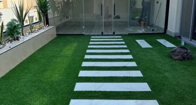 مقاول ملاحق زجاج واستراحات بالرياض 0551033861
