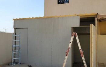 تنفيذ غرف ساندوتش بانل حسب الطلب – مجالس ساندوتش