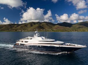 yacht rental dubai